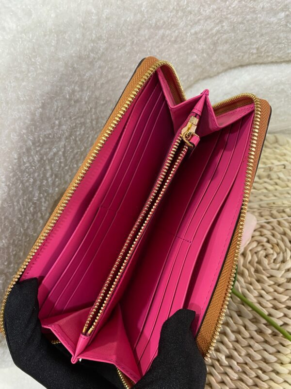 MCM Rabbit Zip Around Wallet in Visetos 90% New - Image 3