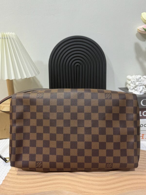 LV Damier Speedy 30B 93% New - Image 8