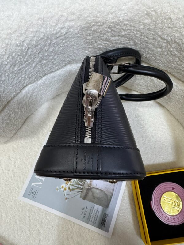 LV Epi Alma BB 95% New - Image 5