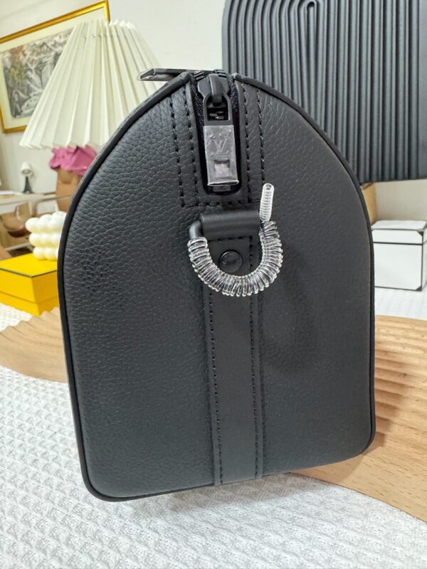 LV Keepal City 95% New - Image 5