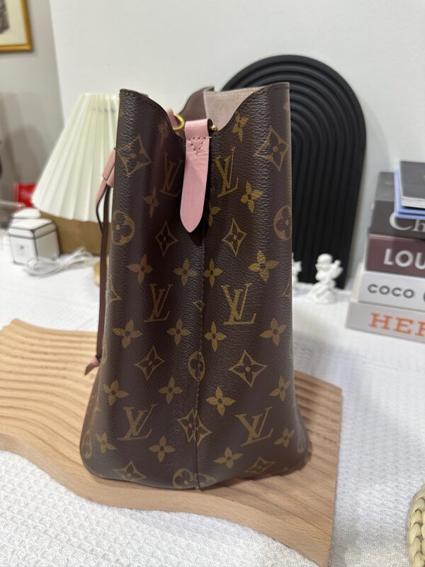 LV Neo Noe Pink Microchip 94% New - Image 4