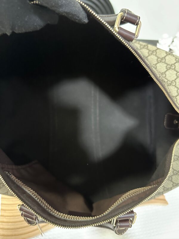 Gucci Supreme Boston 95% New - Image 9