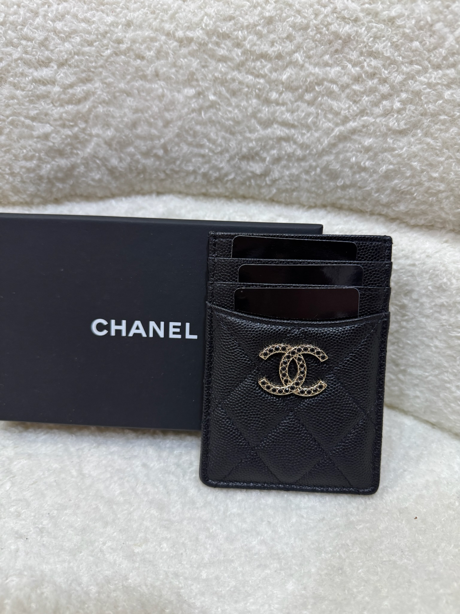Chanel Crystal Vertical Card Holder 95 New