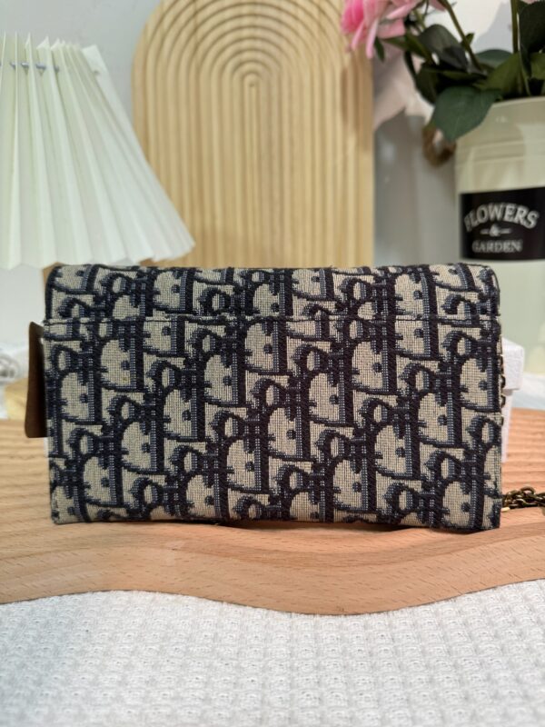 Dior Saddle WOC 92 New - Image 3