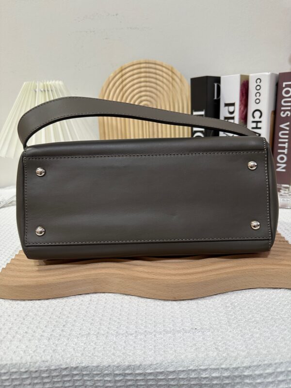 Fendi Dot Com Slingbag 93 New - Image 6