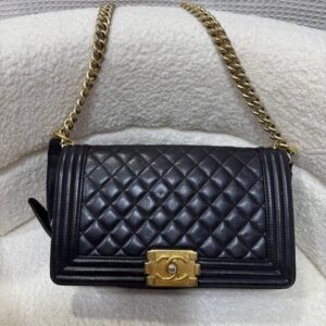 Chanel Leboy Medium GHW SN23 88 New