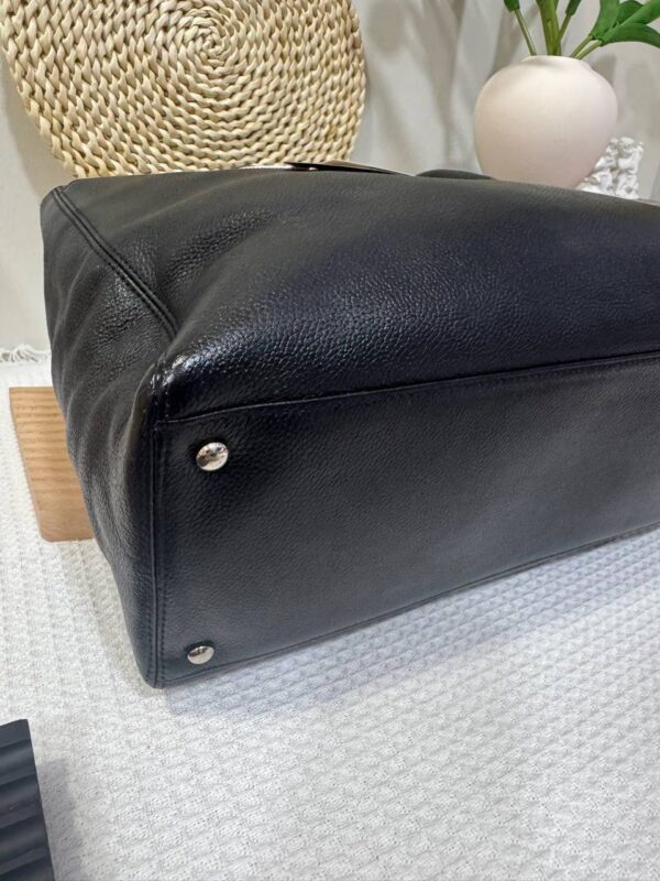 Chanel Executive Tote 95 New - Image 6
