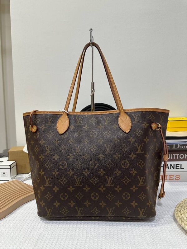 LV Monogram Neverfull MM with Pouch 93 New