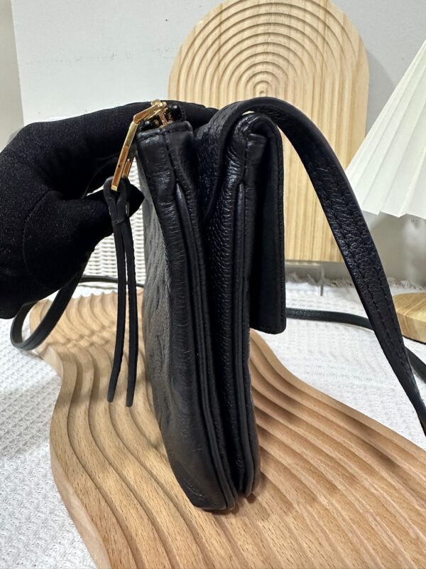 LV Empreinte Twice Bag 93 New - Image 5