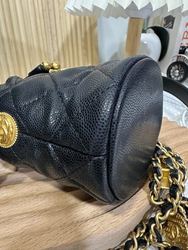 Chanel Twist Your Buttons Drawstring Bucket Bag 95 New - Image 7