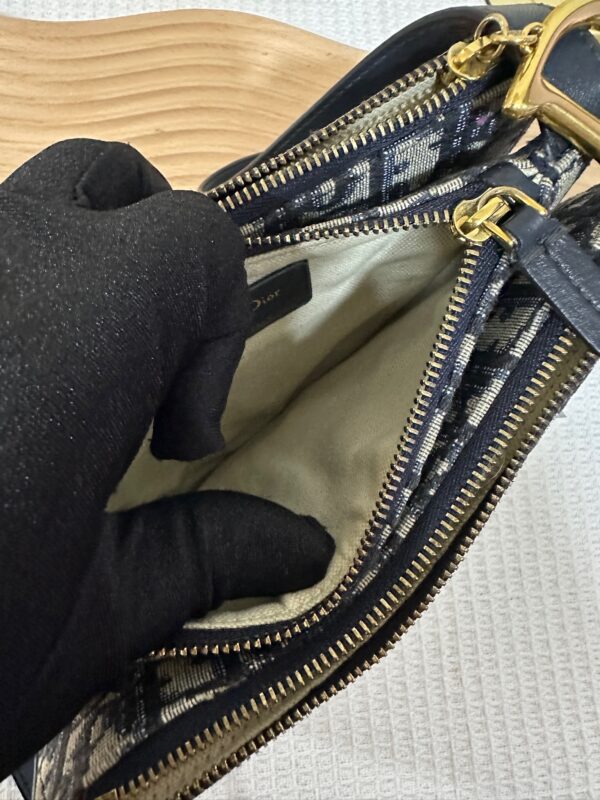 Dior Saddle Tripple Zip Slingbag 95 New - Image 8