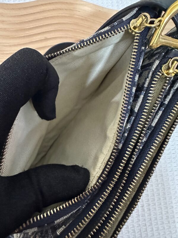Dior Saddle Tripple Zip Slingbag 95 New - Image 9