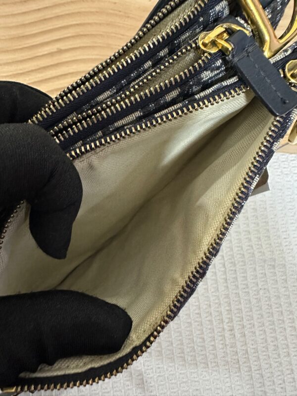 Dior Saddle Tripple Zip Slingbag 95 New - Image 10