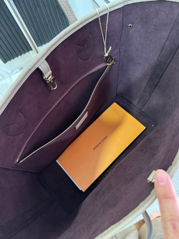 LV Empreinte Neverfull MM 95 New - Image 10