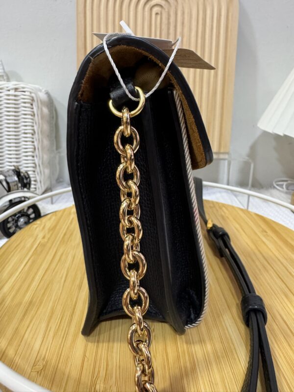 Burberry Metis Slingbag 95 New - Image 5