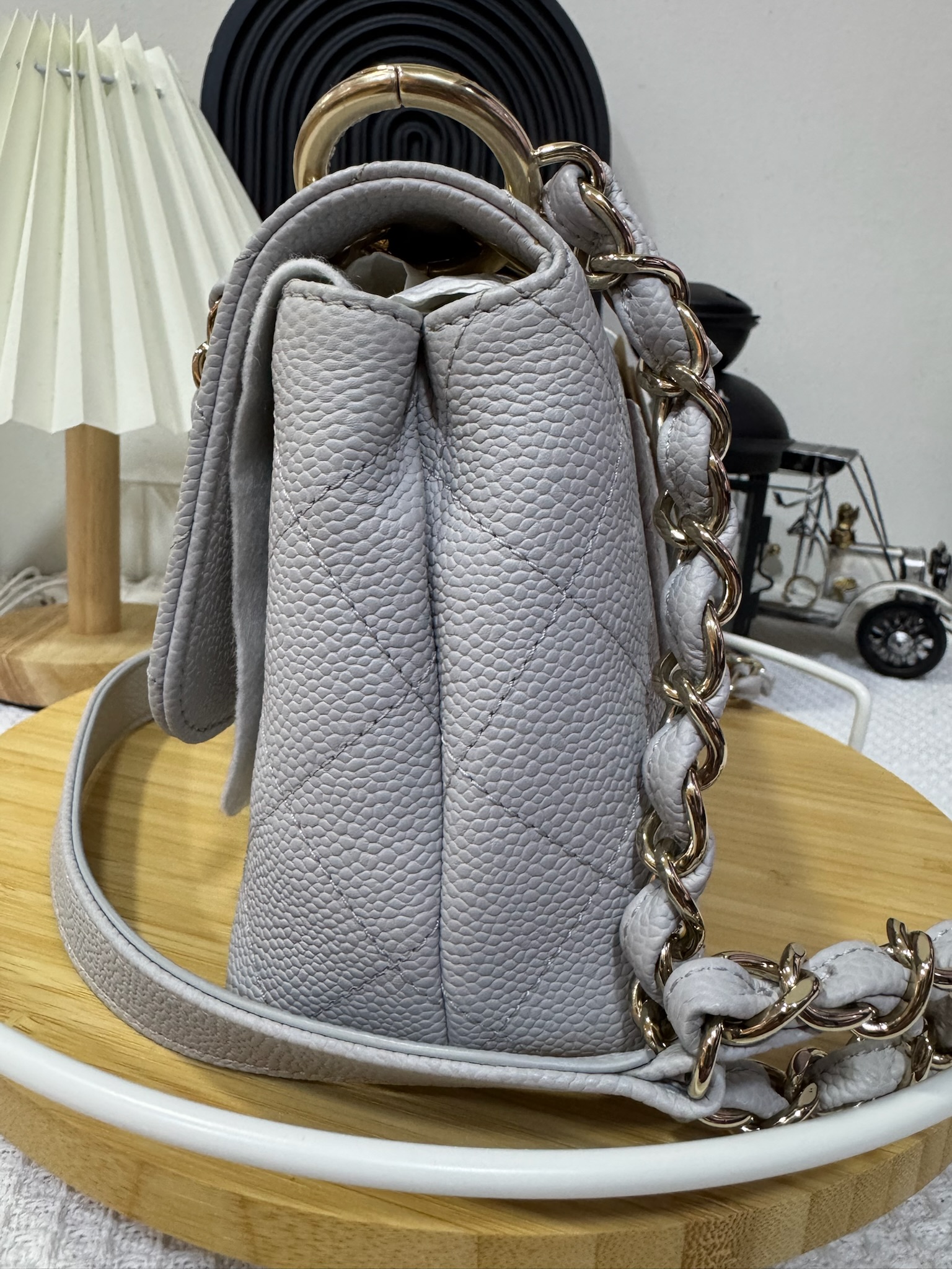 Chanel City Walk Flap Bag 95 New - Image 4