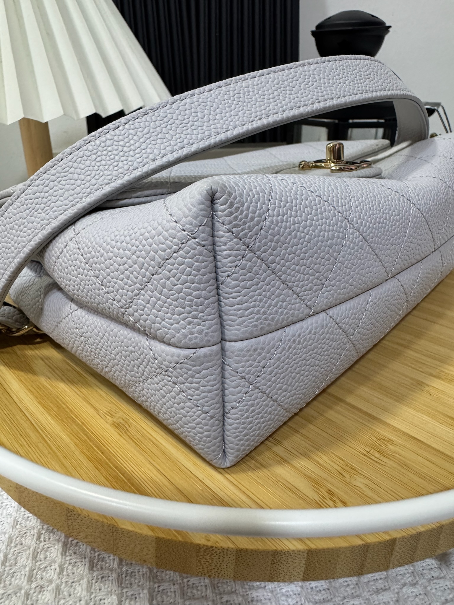 Chanel City Walk Flap Bag 95 New - Image 7