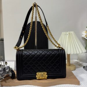 Chanel Leboy Medium GHW Lambskin SN25 90 New