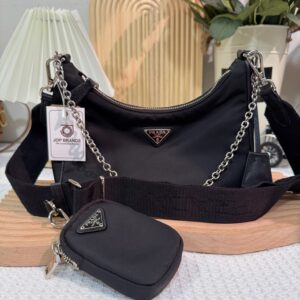 Prada Re Edition 2005 Slingbag