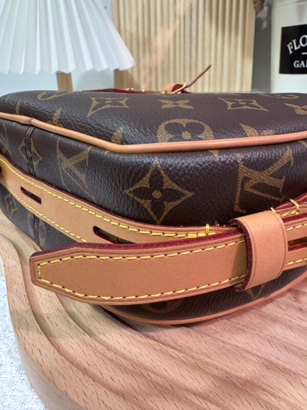 LV Boite Chapeau Souple MM 95 New - Image 8