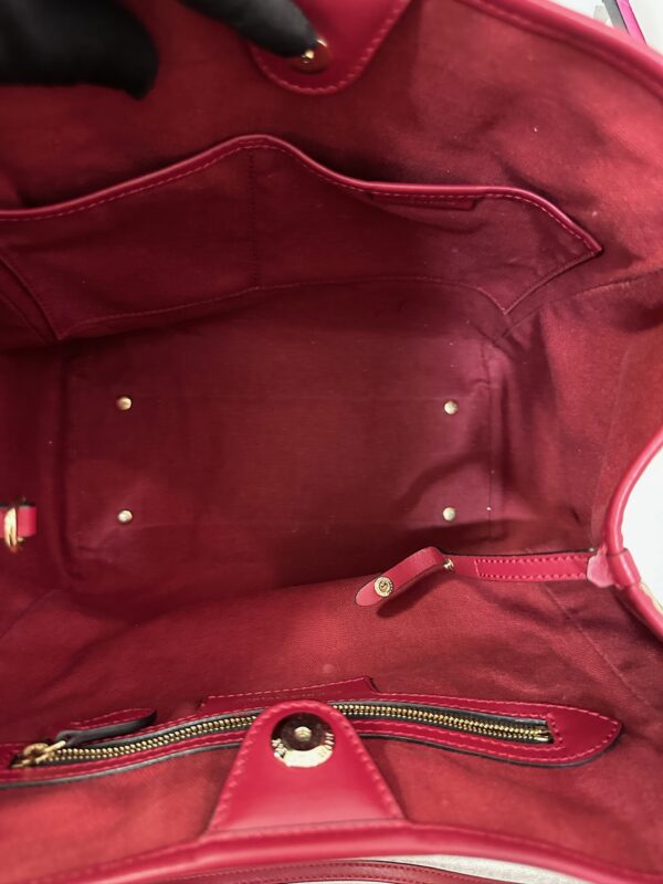 Burberry Haymarket Canterbury Tote 90 New - Image 9