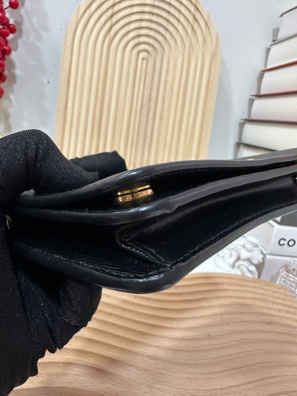 Prada WOC 95 New - Image 7
