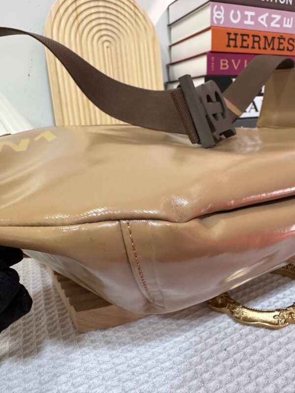 Burberry Large Bumbag 95 New - Image 7