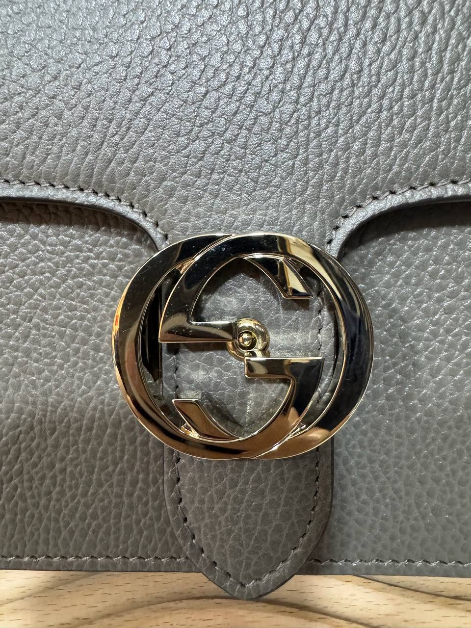 Gucci Interlocking Chain Bag Grey 95 New - Image 9
