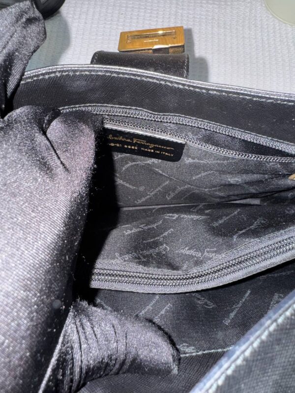 Ferragamo Gancini Shoulder Bag 90 New - Image 9
