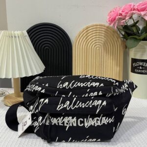Balenciaga Bumbag 92 New