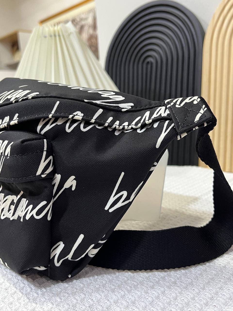 Balenciaga Bumbag 92 New - Image 5
