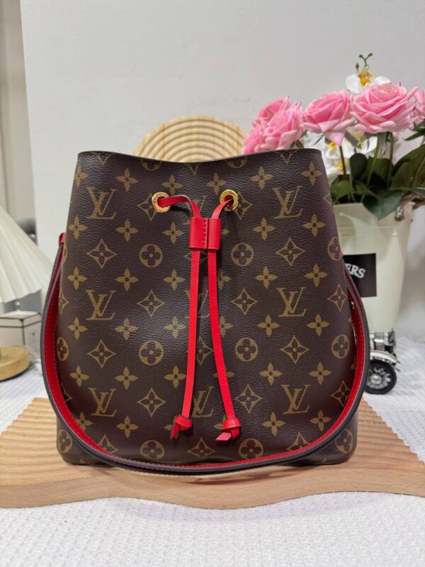 LV Neo Noe MM Red 95 New