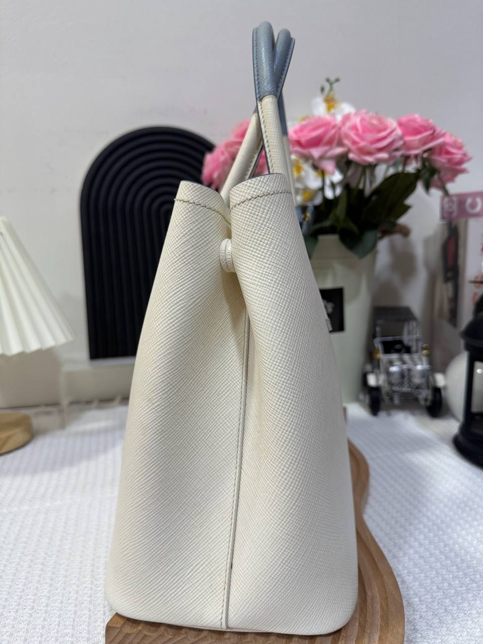 Prada Cuir Double Totebag 90 New - Image 4
