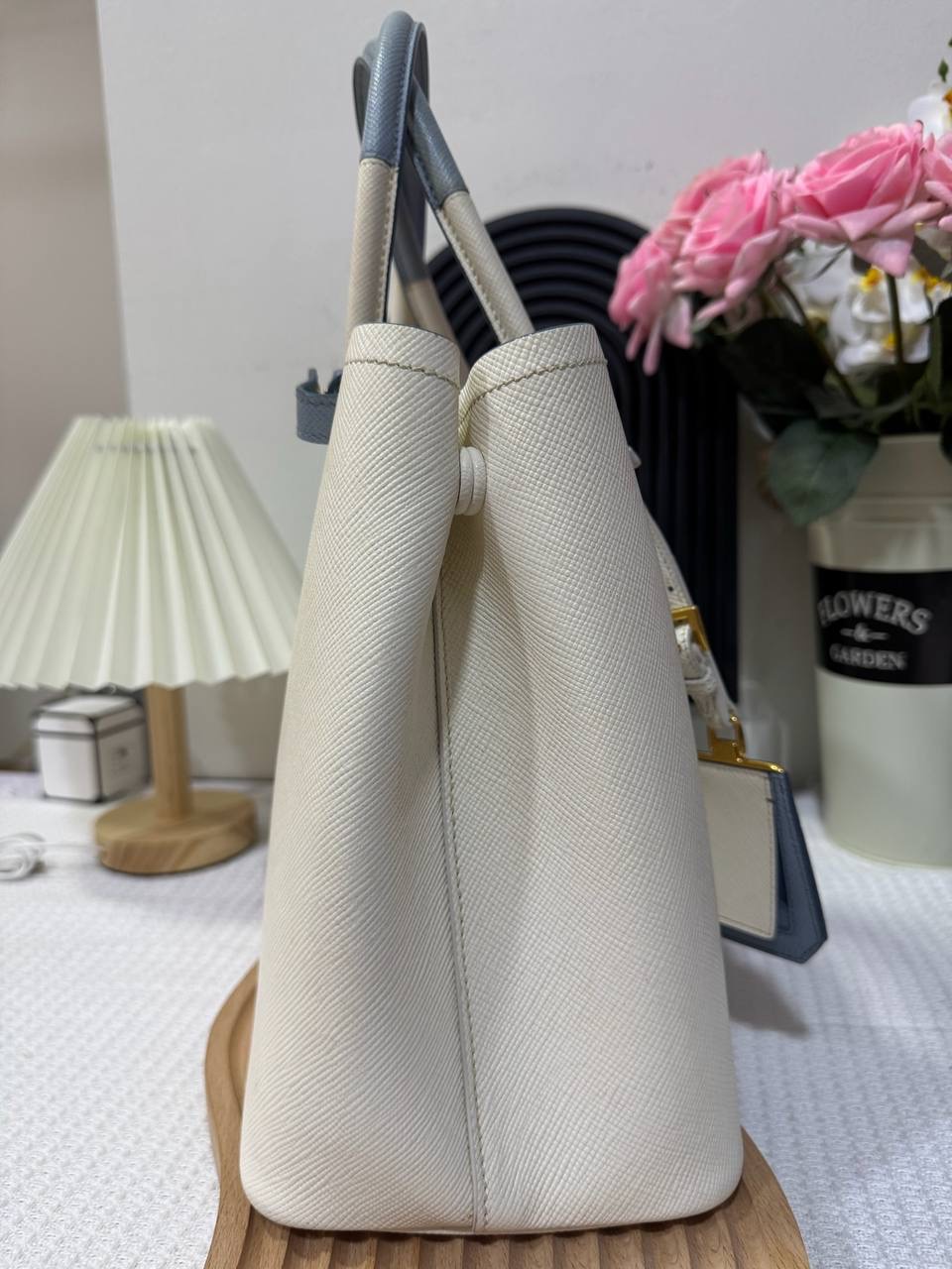 Prada Cuir Double Totebag 90 New - Image 5