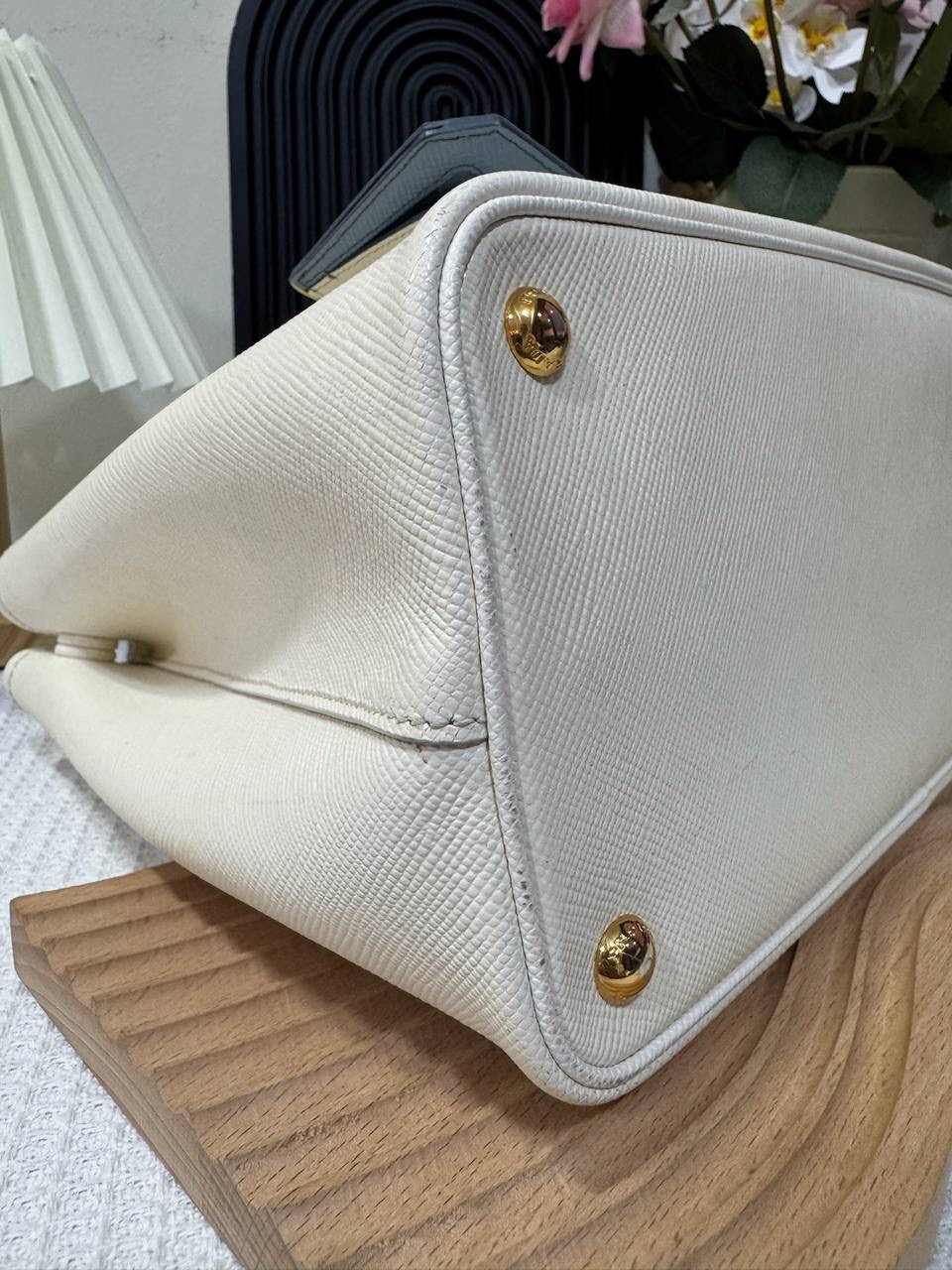 Prada Cuir Double Totebag 90 New - Image 7