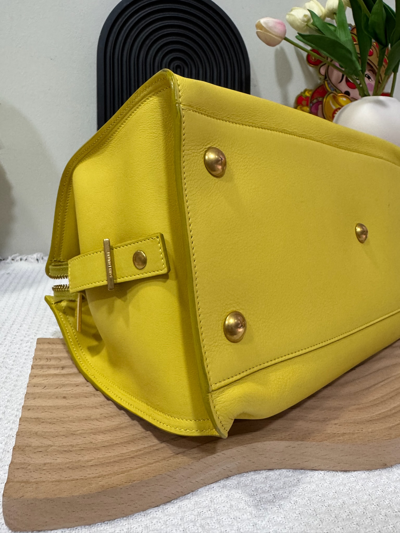 YSL Chyc Cabas Y bag Yellow 90 New - Image 7