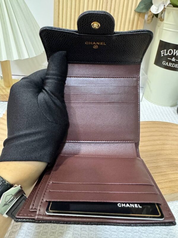 Chanel Classic Trifold Small Wallet 95 New - Image 10