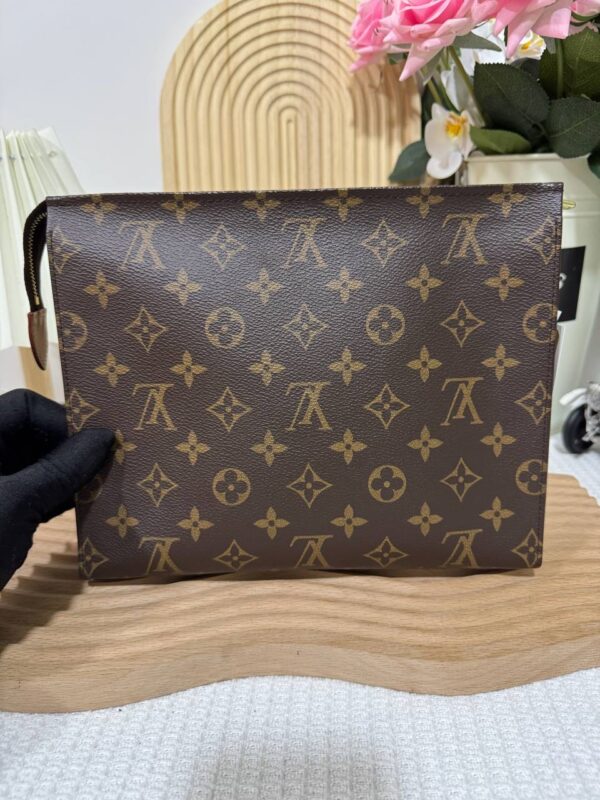 LV Monogram Toiletry 26 Pouch 94 New