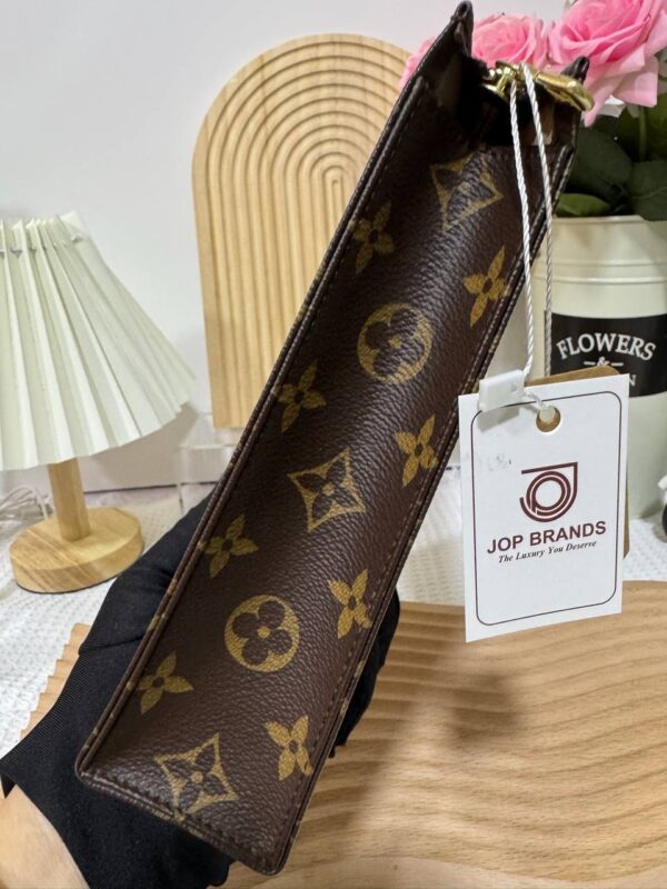 LV Monogram Toiletry 26 Pouch 94 New - Image 4
