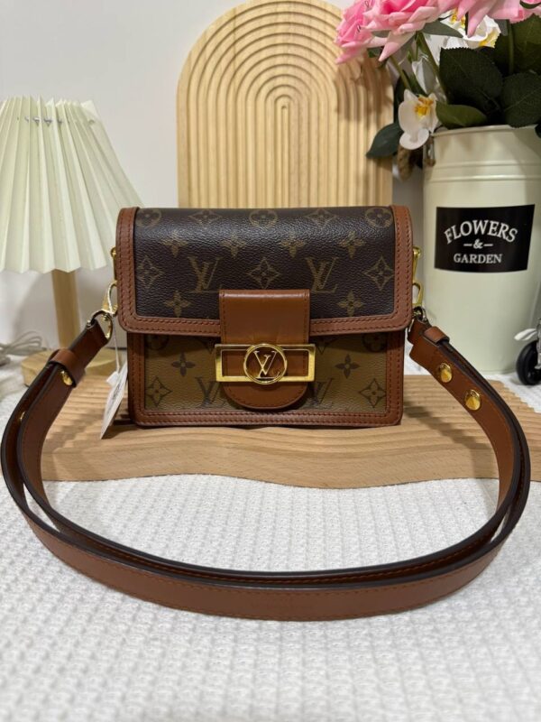 LV Mini Dauphine 20 93 New