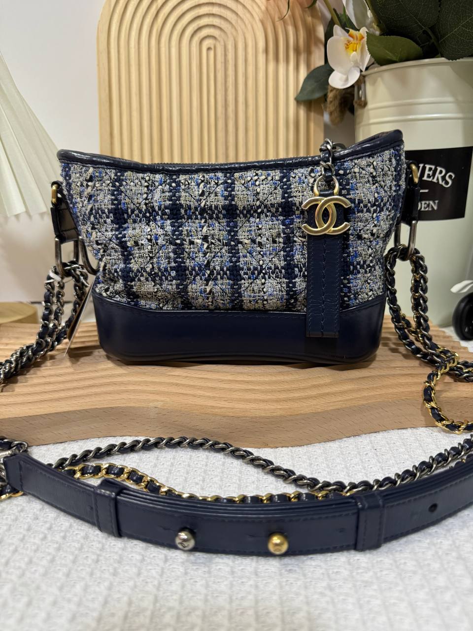 Chanel Gabrielle Slingbag Small 90 New