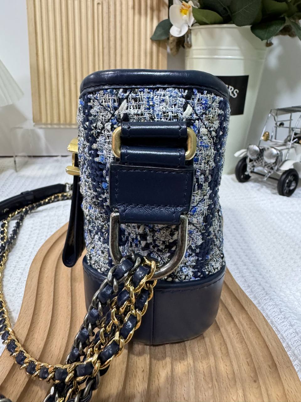 Chanel Gabrielle Slingbag Small 90 New - Image 4
