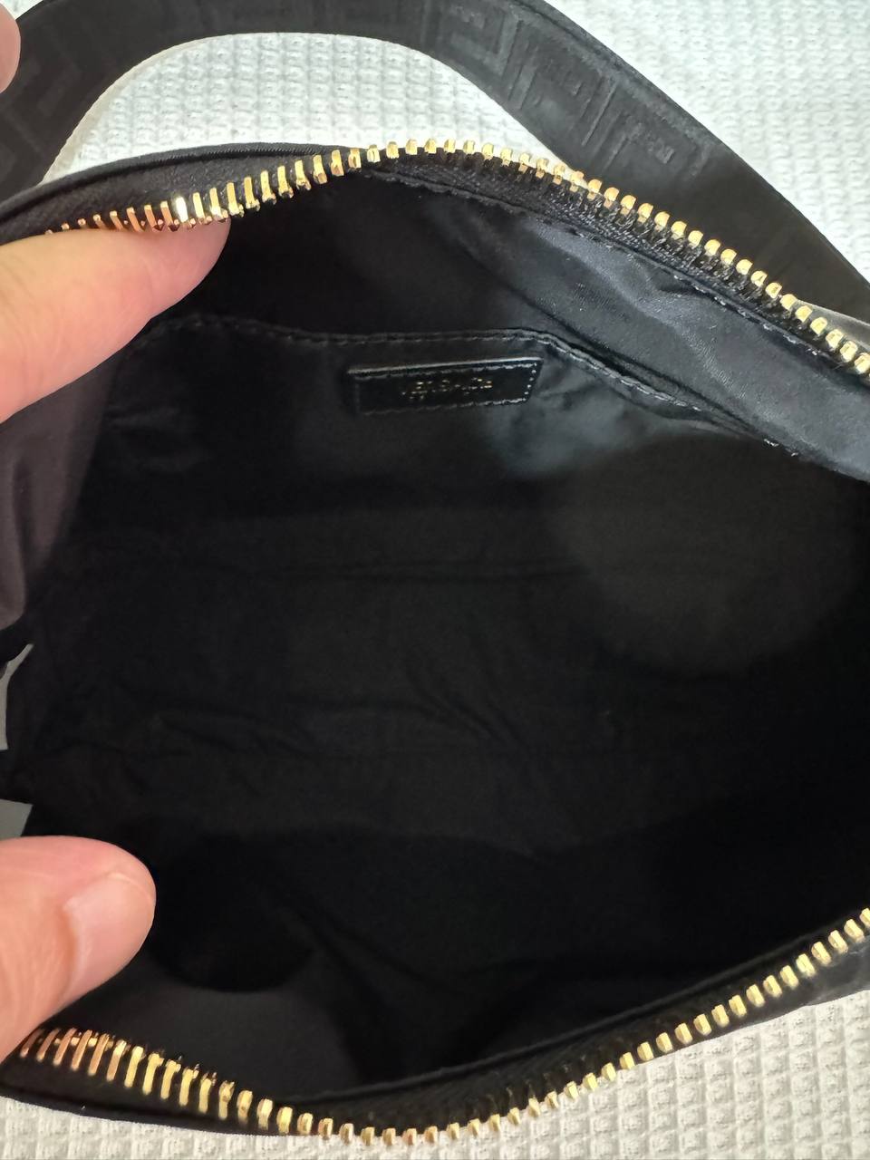 Versace Casual Nylon 2 ways bag with small pouch 100 New - Image 9